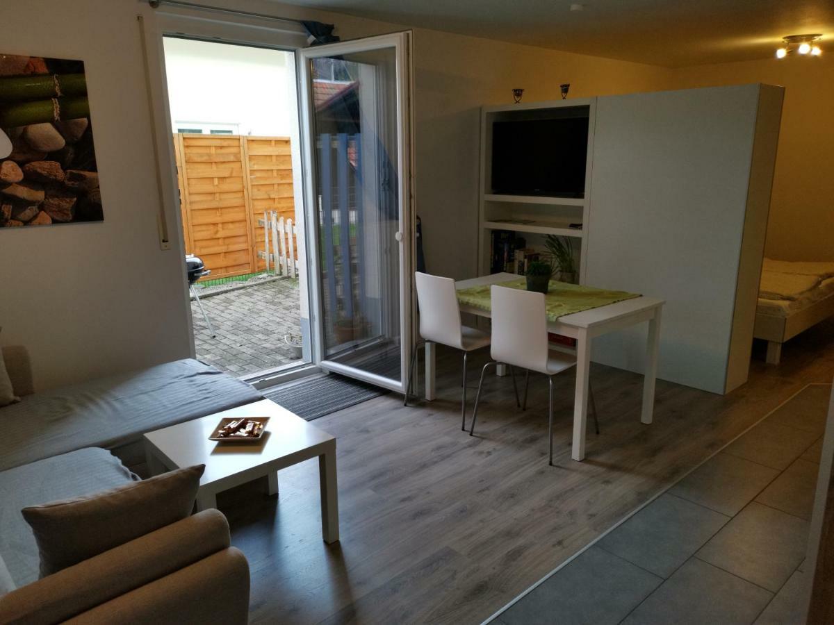 Modernes Appartement Schwarzwald Naehe Freiburg فندن إم إلتزتال المظهر الخارجي الصورة